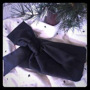 Steve Madden black satin bowtie clutch